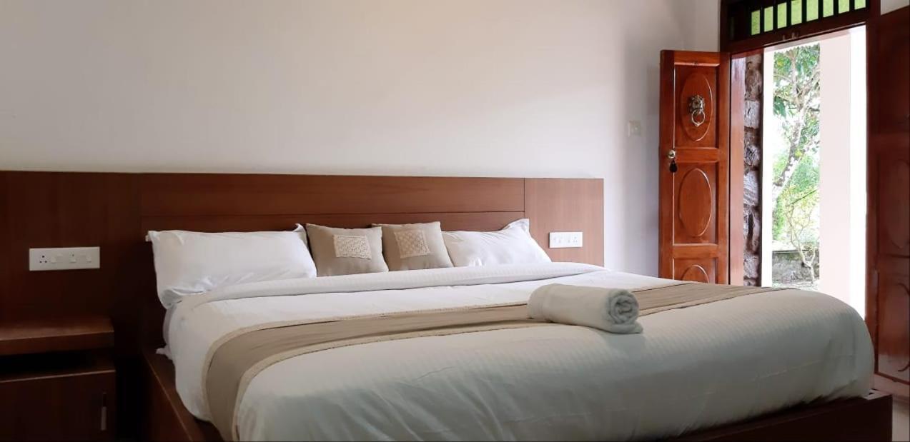 Cassells Jungle Resorts Vandiperiyār Exterior foto